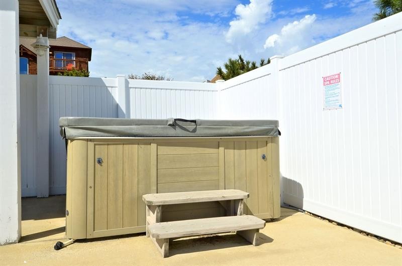 Outer Banks Hot Tub Rental in Corolla